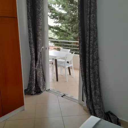 Iris Apartment Sarandë
