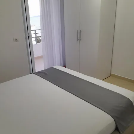 Iris Apartment Sarandë