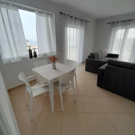 Iris Apartment