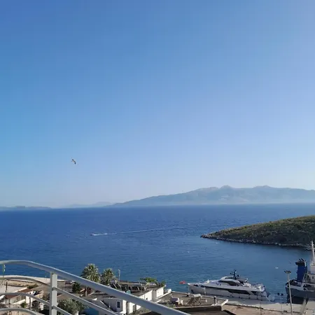 Iris * Sarandë