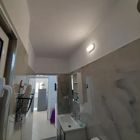 Iris Apartment